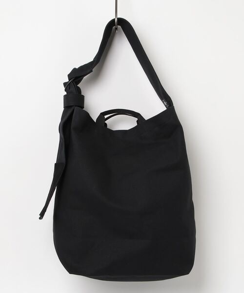 yorozu(ヨロズ)の「【YOROZU】別注 CANVAS sash shoulder No.1(ショルダーバッグ・メンズ・ブラック/アイボリー・FREE)」の3枚目の写真