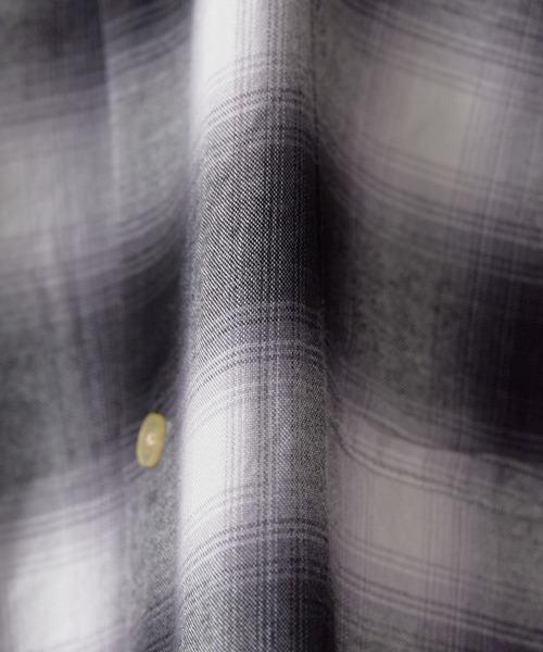 TOWNCRAFT（タウンクラフト）の「TOWNCRAFT/タウンクラフト 60S LOOP COLLAR SS SHIRTS 半袖シャツ（シャツ/ブラウス・メンズ・ブラック/モカ・LARGE/MEDIUM）」の4枚目の写真