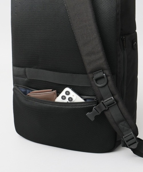 fulcro(フルクロ)の「fulcro フルクロ 撥水 18ポケット バックパック バーティカル ビジネスリュック A4サイズ・15インチPC収納対応 Explorerシリーズ 30L 大容量(バックパック/リュック・メンズ・ブラック・FREE)」の7枚目の写真