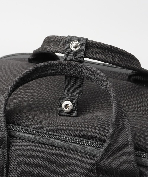 fulcro(フルクロ)の「fulcro フルクロ 撥水 18ポケット バックパック バーティカル ビジネスリュック A4サイズ・15インチPC収納対応 Explorerシリーズ 30L 大容量(バックパック/リュック・メンズ・ブラック・FREE)」の16枚目の写真