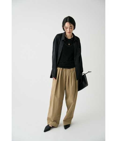 MIESROHE(ミースロエ)の「スポーティー3タックパンツ(その他パンツ・レディース・ホワイト/ブラック・0/1)」の19枚目の写真