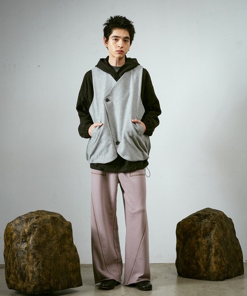 エイジングRIPクロスラウンドカットパデッドベスト（ダウンベスト