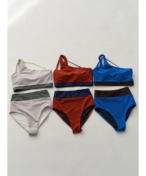 UN3D.（アンスリード）の「ONE SHOULDER CROSS TOP / ワンショルダークロストップ（水着・レディース・オレンジ/ターコイズブルー/ベージュ・FREE）」の16枚目の写真