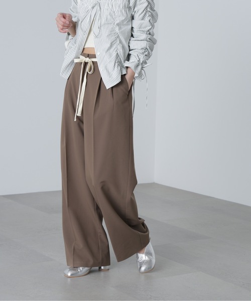 FREE'S MART(フリーズマート)の「◆杉綾リボンベルトワイドパンツ(スラックス・レディース・グレー/ホワイト/ブラウン・SMALL/MEDIUM)」の13枚目の写真