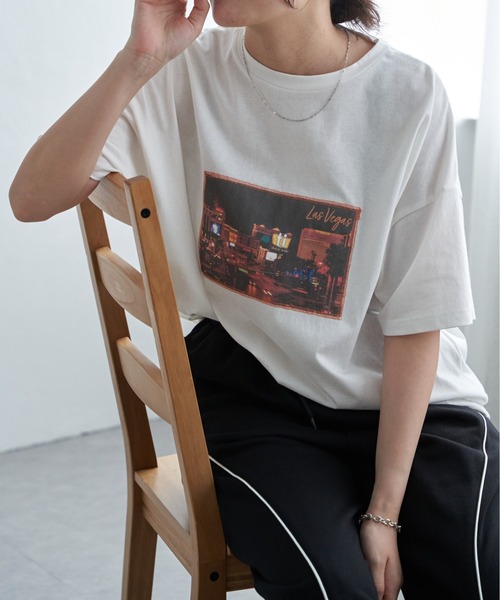 VENCEEXCHANGE(ヴァンスエクスチェンジ)の「綿天竺フォトハリツケTシャツ(Tシャツ/カットソー・レディース・その他1/オフホワイト/ブラック・FREE)」の1枚目の写真