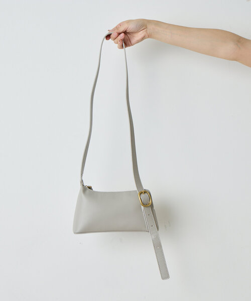 Jena espace merveilleux(ジェナ エスパスメルヴェイユ)の「アシメショルダーバッグ(ショルダーバッグ・レディース・ブラック/ライトグレー・FREE)」の5枚目の写真