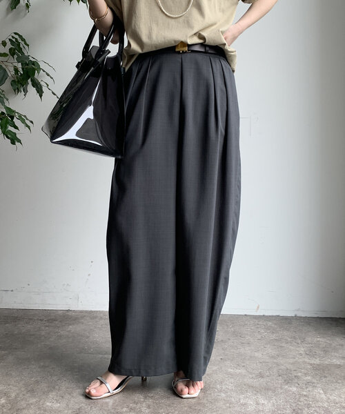 DouDou(ドゥドゥ)の「【WEB限定】 ボリュームタックパンツ(その他パンツ・レディース・チャコールグレー/ベージュ・1/2)」の9枚目の写真