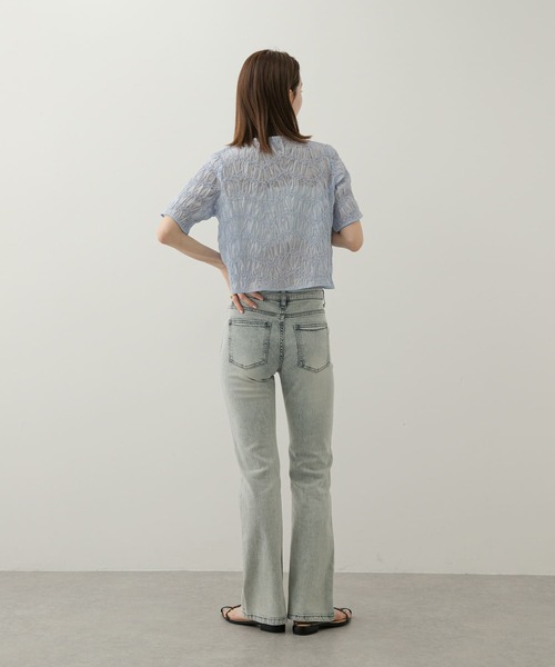 SENSE OF PLACE by URBAN RESEARCH（センスオブプレイスバイアーバンリサーチ）の「ローライズフレアデニムパンツ（デニムパンツ・レディース・インディゴブルー/ライトブルー・MEDIUM/SMALL）」の7枚目の写真