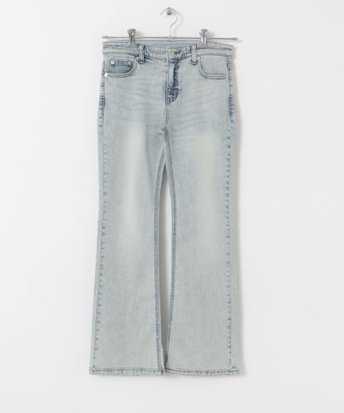 SENSE OF PLACE by URBAN RESEARCH（センスオブプレイスバイアーバンリサーチ）の「ローライズフレアデニムパンツ（デニムパンツ・レディース・インディゴブルー/ライトブルー・MEDIUM/SMALL）」の16枚目の写真
