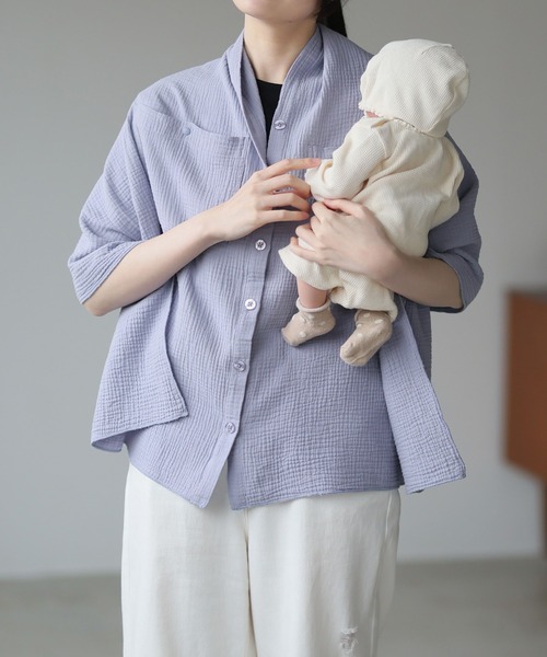 itto...（イット）の「一度着たらヤミツキ！柔らかな肌触り【極ふわコットン100％ダブルガーゼ】赤ちゃんの顔が見えるポケット付き授乳ケープポンチョマルチストール（授乳ケープ/授乳クッション・レディース・グレイッシュベージュ/ライトブルー/ライトグレー/ピンク/ネイビー・FREE）」の3枚目の写真