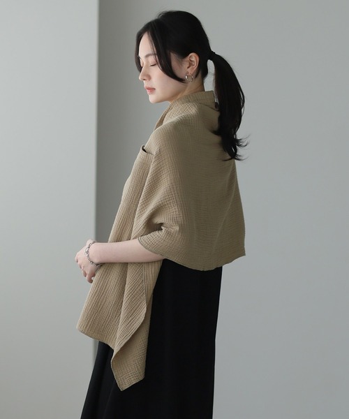 itto...（イット）の「一度着たらヤミツキ！柔らかな肌触り【極ふわコットン100％ダブルガーゼ】赤ちゃんの顔が見えるポケット付き授乳ケープポンチョマルチストール（授乳ケープ/授乳クッション・レディース・グレイッシュベージュ/ライトブルー/ライトグレー/ピンク/ネイビー・FREE）」の8枚目の写真