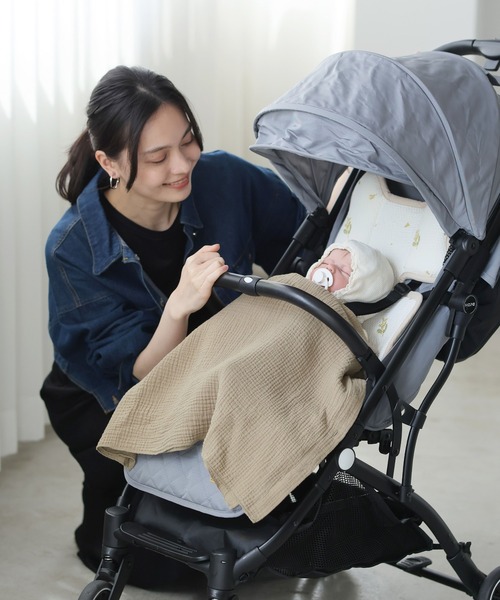 itto...（イット）の「一度着たらヤミツキ！柔らかな肌触り【極ふわコットン100％ダブルガーゼ】赤ちゃんの顔が見えるポケット付き授乳ケープポンチョマルチストール（授乳ケープ/授乳クッション・レディース・グレイッシュベージュ/ライトブルー/ライトグレー/ピンク/ネイビー・FREE）」の10枚目の写真