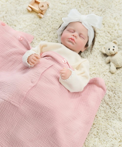 itto...（イット）の「一度着たらヤミツキ！柔らかな肌触り【極ふわコットン100％ダブルガーゼ】赤ちゃんの顔が見えるポケット付き授乳ケープポンチョマルチストール（授乳ケープ/授乳クッション・レディース・グレイッシュベージュ/ライトブルー/ライトグレー/ピンク/ネイビー・FREE）」の20枚目の写真