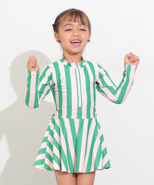 Ocean&Ground(オーシャン&グラウンド)の「ラッシュワンピース水着(水着・キッズ・その他4/ストライプ・90/100/110/120/130/140)」の2枚目の写真