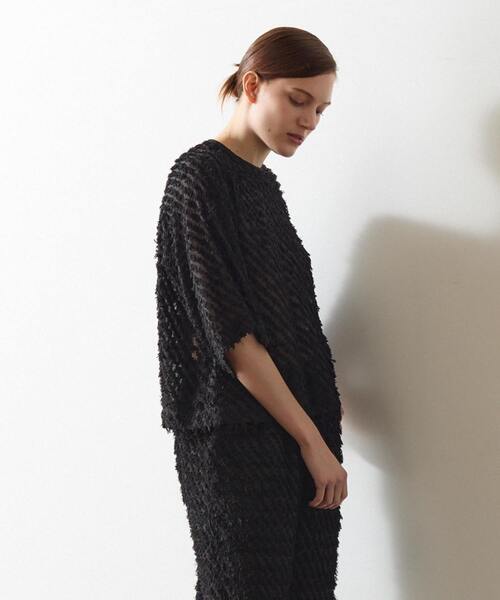 LOGEMENT DE CLAIRE(ロジュモンドクレール)の「立体ジャガードブラウス(シャツ/ブラウス・レディース・ブラック/オフホワイト・FREE)」の2枚目の写真