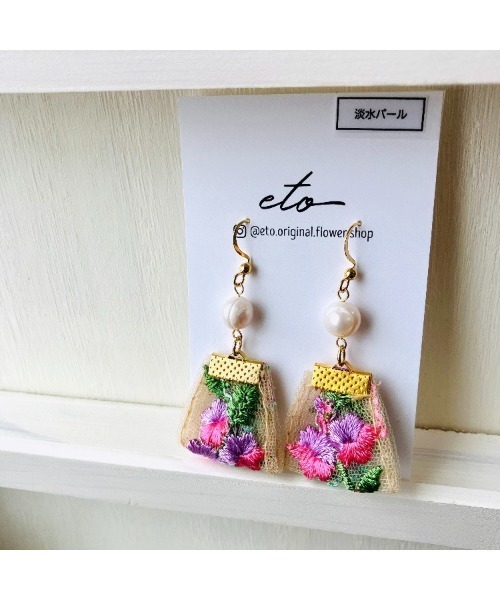 tone（トーン）の「【eto】淡水パール お花 タッセルピアス(MA)（ピアス（両耳用）・レディース・その他1/その他3/その他2・FREE）」の3枚目の写真