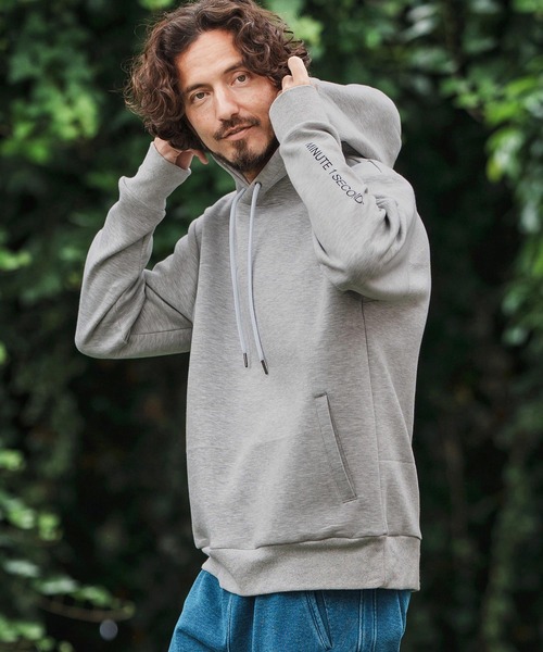 1minute 1second(ワンミニットワンセカンド)の「mpa3850-cardboard knit hoody with logo print パーカー(パーカー・メンズ・ブラック/トップグレー・S/M/L/XL)」の2枚目の写真