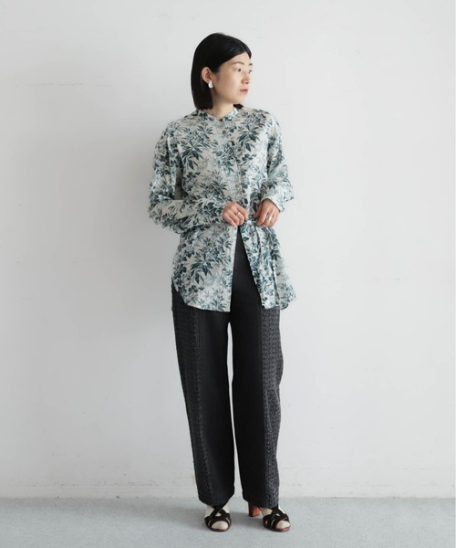 NOMBRE IMPAIR（ノンブルアンペール）の「コットンシアーフラワーPT　スタンドネックブラウス（シャツ/ブラウス・レディース・アイボリー・FREE）」の2枚目の写真