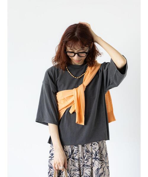 Lugnoncure(ルノンキュール)の「ヴィンテージ風加工Tシャツ(Tシャツ/カットソー・レディース・カーキ/チャコールグレー/ベージュ・F)」の5枚目の写真