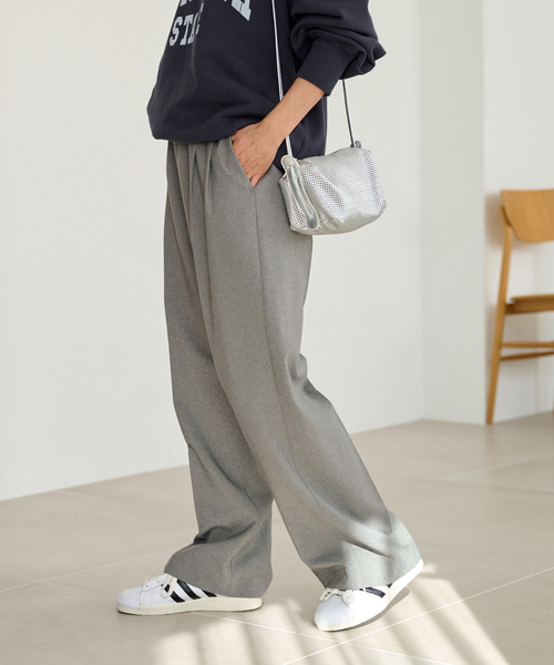 JOURNAL STANDARD relume（ジャーナルスタンダード　レリューム）の「《追加7》マットウースフレアタックパンツ（スラックス・レディース・チャコールグレー/グレー/ネイビー/ブラック・38/36）」の13枚目の写真