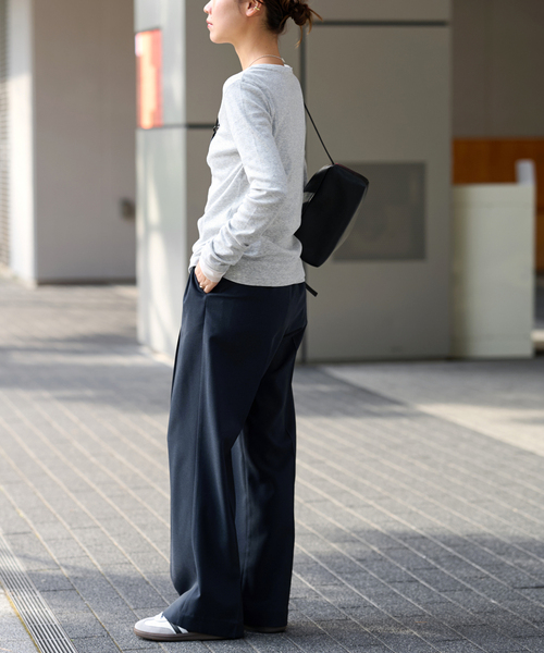 JOURNAL STANDARD relume（ジャーナルスタンダード　レリューム）の「《追加7》マットウースフレアタックパンツ（スラックス・レディース・チャコールグレー/グレー/ネイビー/ブラック・38/36）」の20枚目の写真