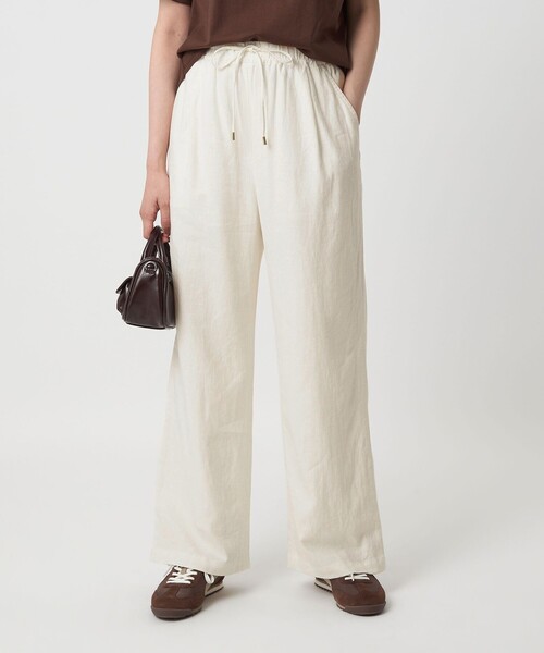 green label relaxing(グリーンレーベルリラクシング)の「BREEZE LINEN ブリーズリネン ワイド パンツ オフホワイト 2(その他パンツ・レディース・オフホワイト・44/40/38/42/36/34/SHORT/TALL)」の1枚目の写真
