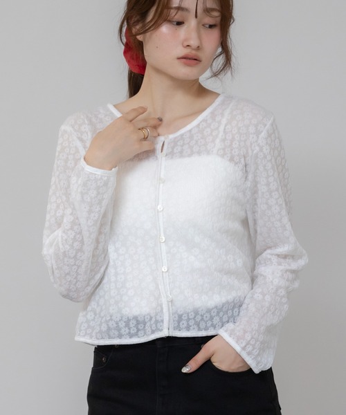 HEILIS（ヘイリス）の「花柄シアーカーディガン/ブラック ホワイト シアー レース カーディガン 長袖 トップス ボレロ 花柄 刺繍 春服 夏服 秋服 韓国 オフィスカジュアル 羽織り 冷房対策 日焼け対策 ガーリー シティガール（カーディガン/ボレロ・レディース・ブラック/オフホワイト・FREE）」の2枚目の写真