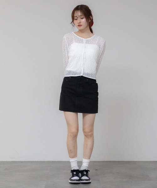 HEILIS（ヘイリス）の「花柄シアーカーディガン/ブラック ホワイト シアー レース カーディガン 長袖 トップス ボレロ 花柄 刺繍 春服 夏服 秋服 韓国 オフィスカジュアル 羽織り 冷房対策 日焼け対策 ガーリー シティガール（カーディガン/ボレロ・レディース・ブラック/オフホワイト・FREE）」の8枚目の写真