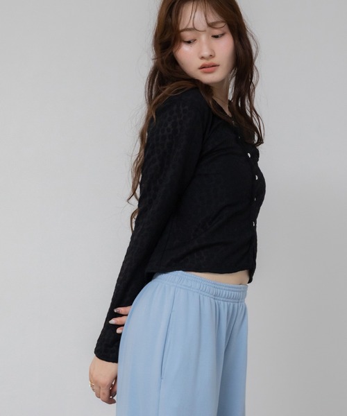 HEILIS（ヘイリス）の「花柄シアーカーディガン/ブラック ホワイト シアー レース カーディガン 長袖 トップス ボレロ 花柄 刺繍 春服 夏服 秋服 韓国 オフィスカジュアル 羽織り 冷房対策 日焼け対策 ガーリー シティガール（カーディガン/ボレロ・レディース・ブラック/オフホワイト・FREE）」の14枚目の写真