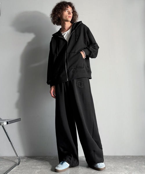 セール】「ベルトループ付き。」アップリケデザインオーバーサイズ