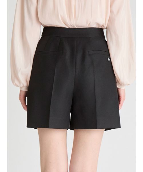 CELFORD(セルフォード)の「バリエーションタックショートパンツ(その他パンツ・レディース・ブラック/ライトグレー・38/36)」の21枚目の写真