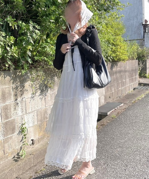 etta(エタ)の「カップ付きフロントリボンキャミソール付きカーディガン(カーディガン/ボレロ・レディース・ホワイト/ブラック・FREE)」の13枚目の写真