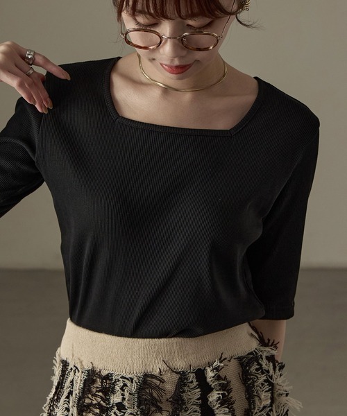 Fashion Letter(ファッションレター)の「【M-4L】リブスクエアネック 5分袖Tシャツ 夏服(Tシャツ/カットソー・レディース・杢グレー/ブラック/オフホワイト・M/4L/3L/LL/L)」の5枚目の写真