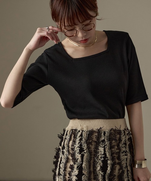 Fashion Letter(ファッションレター)の「【M-4L】リブスクエアネック 5分袖Tシャツ 夏服(Tシャツ/カットソー・レディース・杢グレー/ブラック/オフホワイト・M/4L/3L/LL/L)」の7枚目の写真