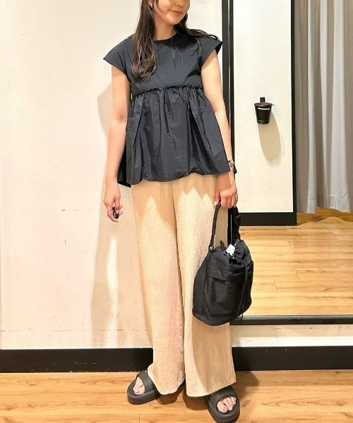 Right-on(ライトオン)の「HONEYSUCKLE ROSE(ハニーサックルローズ)接触冷感異素材切替ノースリーブTシャツ(その他トップス・レディース・オフホワイト/ブラック・M/L)」の8枚目の写真