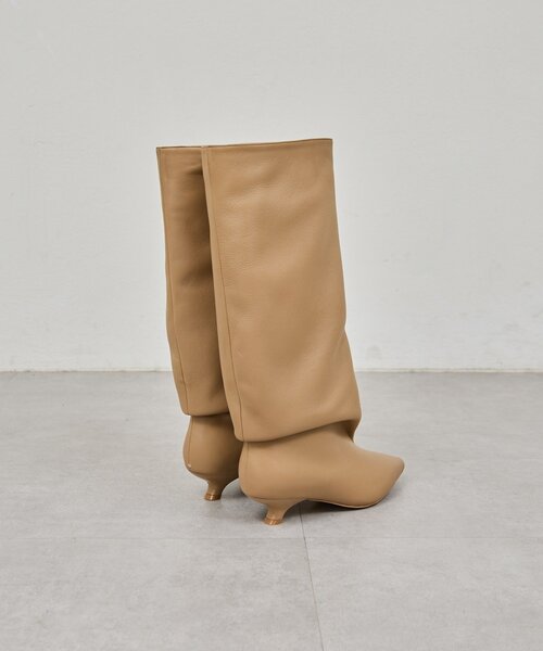 GALLARDAGALANTE(ガリャルダガランテ)の「【2.718】ドレープロングブーツ(ブーツ・レディース・ベージュ/ブラック・36/38/37)」の8枚目の写真