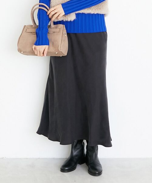 le.coeur blanc（ルクールブラン）の「《手洗い可能》キュプラフィブリルナロースカート（スカート・レディース・ブラック/モカ/ダークグレー・38）」の3枚目の写真