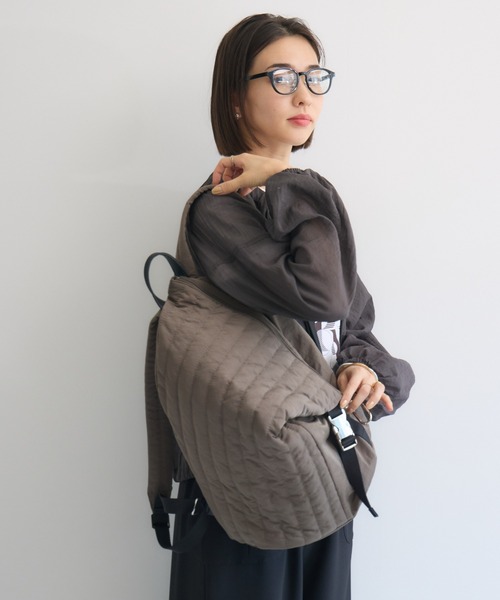 KATHARINE ROSS（キャサリンロス）の「【KATHARINE ROSS】【TREASURE TOPKAPI】キルティングアシンメトリーリュック（バックパック/リュック・レディース・ブラック/グレー・MEDIUM）」の17枚目の写真