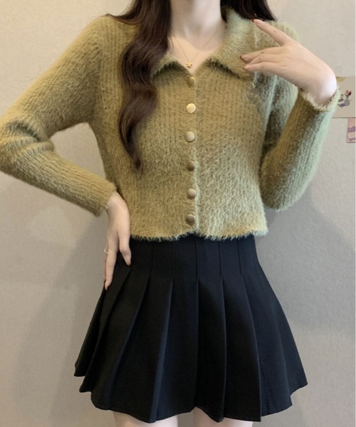 kirakiraShop(キラキラショップ)の「ゴールド ボタン ニット カーディガン(ニット/セーター・レディース・ホワイト/グリーン/ベージュ/チャコール/ブラック・FREE)」の7枚目の写真