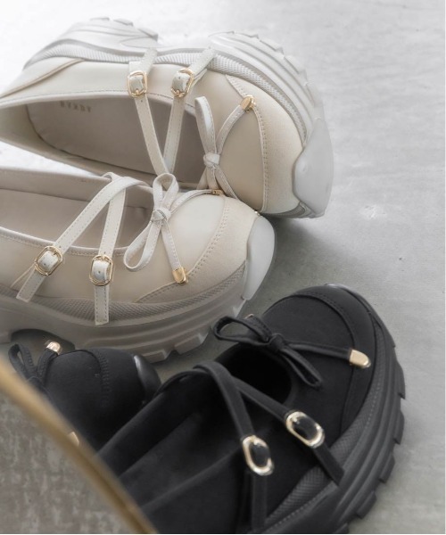 ボリュームソールトゥシューズライクスニーカー（スニーカー）｜RANDA