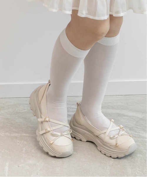 RANDA（ランダ）の「ボリュームソールトゥシューズライクスニーカー（スニーカー・レディース・アイボリー/ブラック・M/L/S/LL）」の17枚目の写真