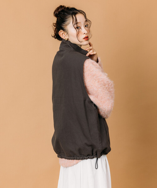 FREAK'S STORE（フリークスストア）の「限定展開 ビッグシルエット リバーシブル ダックベスト / キルティングベスト（その他アウター・メンズ・ブラウン/チャコールグレー/ブラック/ベージュ・SMALL/MEDIUM/LARGE）」の15枚目の写真