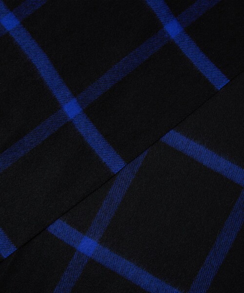 UNITED ARROWS（ユナイテッドアローズ）の「カシミヤ チェック ストール（ストール/ショール・レディース・ダークグレー/ベージュ/ブラック/オフホワイト・FREE）」の20枚目の写真