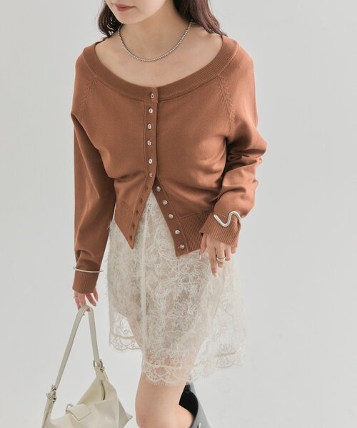 mystic（ミスティック）の「【4色展開】クリアボタン カーディガン（カーディガン/ボレロ・レディース・ブラック/アイボリー/ピンク/ブラウン・FREE）」の7枚目の写真