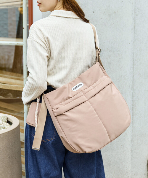 【週末sale】アウトドアプロダクツ別注マルチポケットショルダー OUTDOOR PRODUCTS（アウトドアプロダクツ） ショルダーバッグ ロゴ