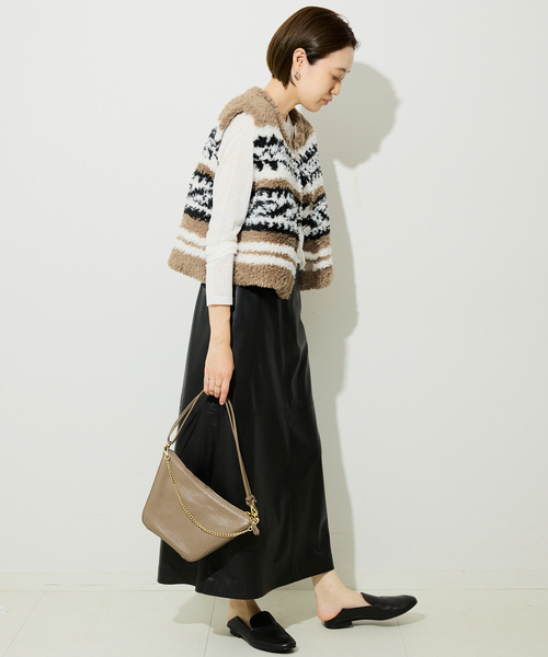 SLOBE IENA(スローブイエナ)の「《WEB限定/追加》フェイクファーニットベスト(ベスト・レディース・ベージュ・FREE)」の5枚目の写真