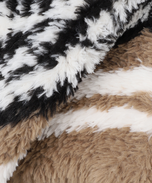 SLOBE IENA(スローブイエナ)の「《WEB限定/追加》フェイクファーニットベスト(ベスト・レディース・ベージュ・FREE)」の16枚目の写真