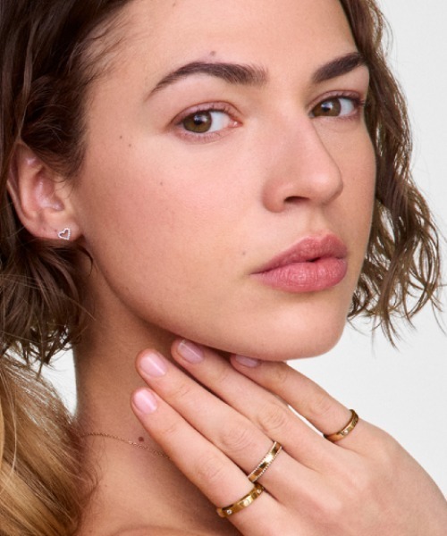 Daniel Wellington(ダニエルウェリントン)の「Mirelle Heart Earring ローズゴールド/ゴールド/シルバー(ピアス(両耳用)・レディース・イエローゴールド/シルバー/ピンクゴールド・ONESIZE)」の10枚目の写真