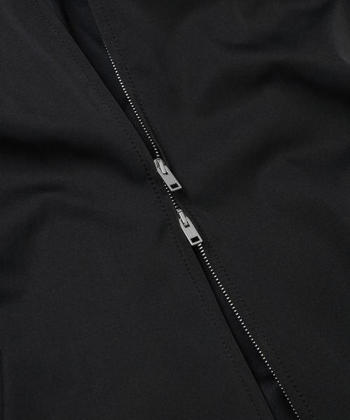 MARNI（マルニ）の「HOODED / ボンバージャケット（ブルゾン・レディース・ブラック/カーキ・38(M)）」の5枚目の写真