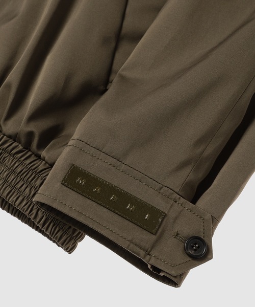 MARNI（マルニ）の「HOODED / ボンバージャケット（ブルゾン・レディース・ブラック/カーキ・38(M)）」の7枚目の写真